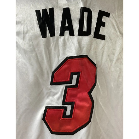 Adidas Miami Heat Dwyane Wade Stitched Jersey Size 52 - Picture 5 of 8